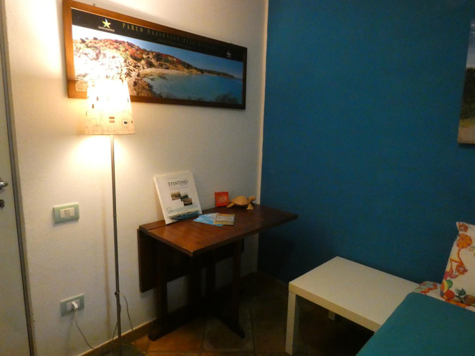 Others 5, B&B MrCaruba, Sassari