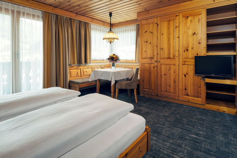 Bedroom 2, Wellnesshote Engadin, Inn