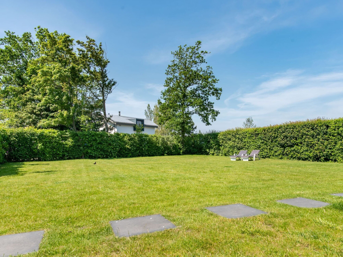 Garden 4, Holiday Home Zeeland Near Veerse Meer, Noord-Beveland