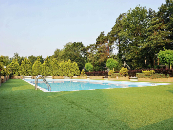 Pool 2, Nice House with two Bathrooms near Baarle-Nassau, Baarle-Nassau