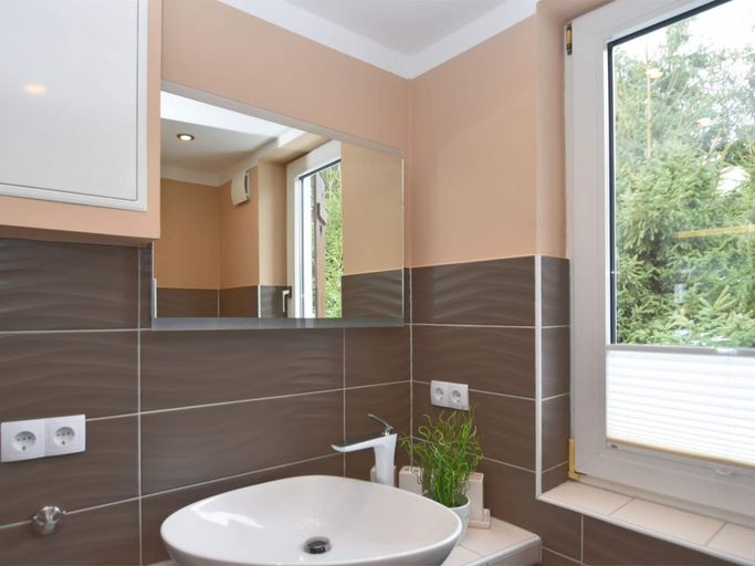 Bathroom 3, Apartment With Private Terrace, Harz