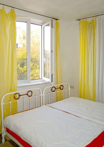 Room 2, Charming Apartment in Vodice, Pašman