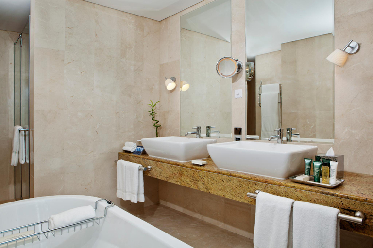 Bathroom 9