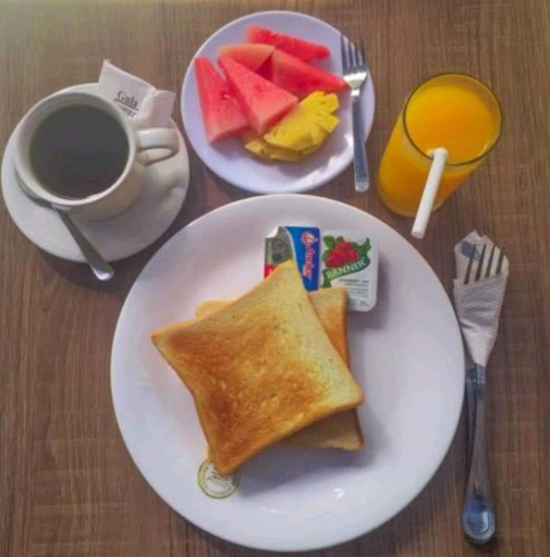 Food & Drinks, My Hotel Hostel, Qasr an-Nil