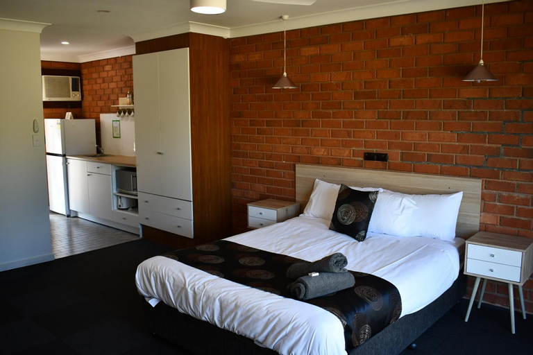 Bedroom 8