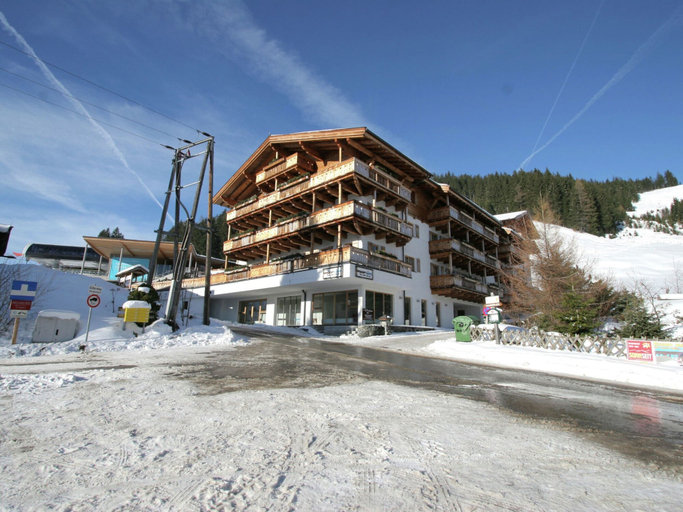 Exterior & Views 2, Chalet in Mittersill near Ski Slopes, Zell am See