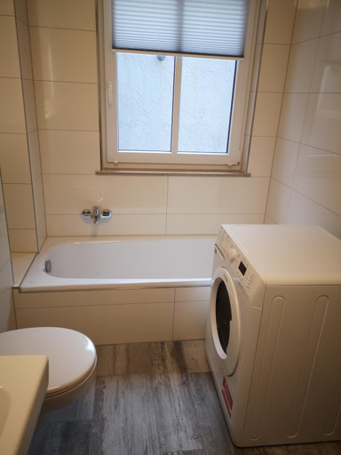 Bathroom 2, Haus der Harmonie, Hameln-Pyrmont