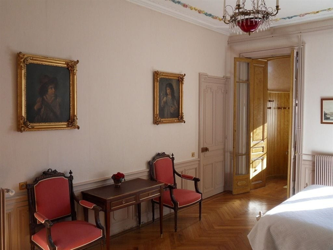 Bedroom 2, Château de la Motte, Loire