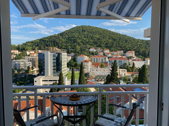 Others 2, Apartment Sandra FREE PRIVATE PARKING, Dubrovnik