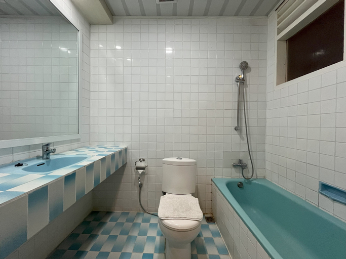 Bathroom 3