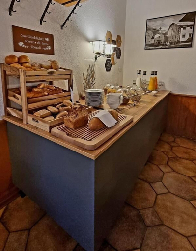 Food & Drinks 5, Wellnesshote Engadin, Inn