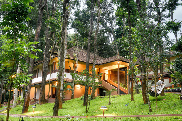 Exterior 9