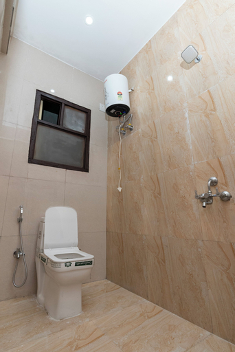 Bathroom 30