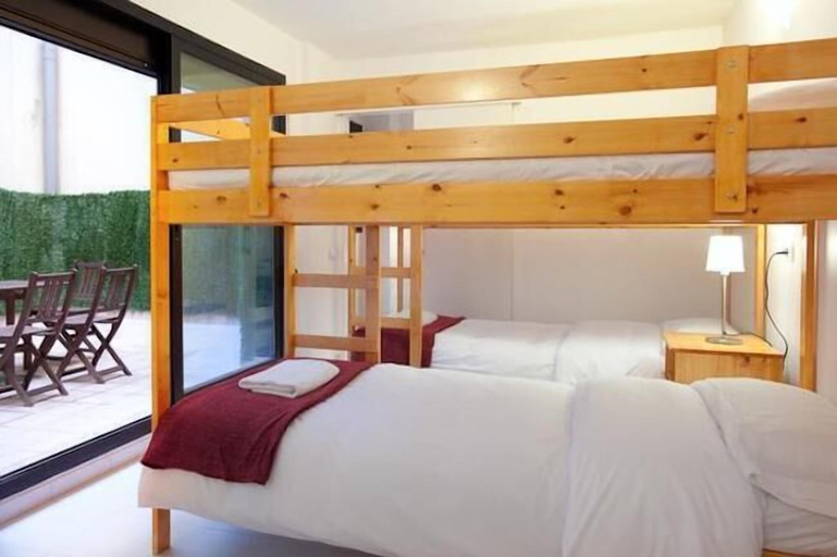 Bedroom 3, Park Guell Apartments, Barcelona