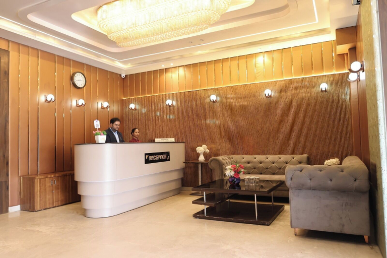 Others 5, Hotel Priydarshan, Kanpur Nagar