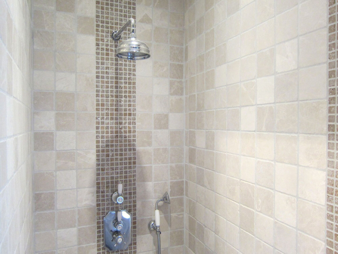 Bathroom 3, Delightful Castle in Bastogne with Hot Tub, Luxembourg