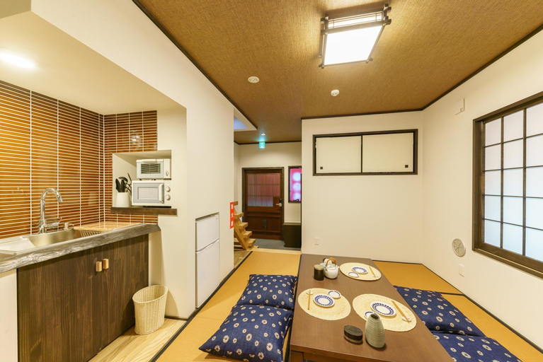 Dining Room 10