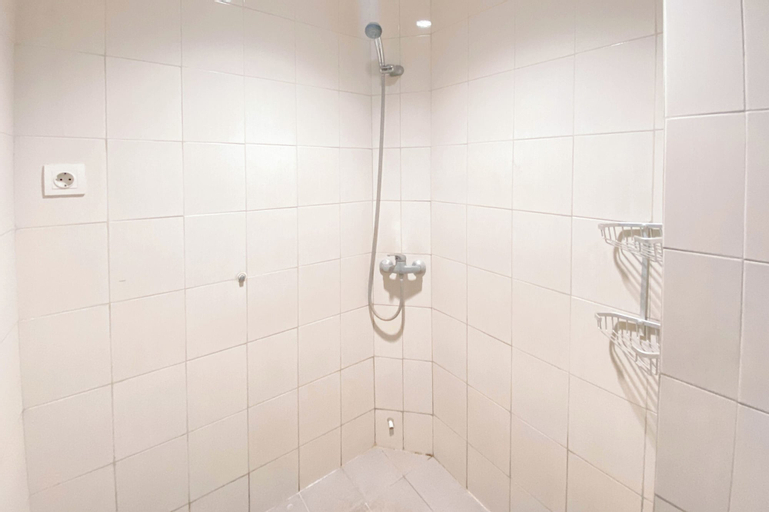 Bathroom 4