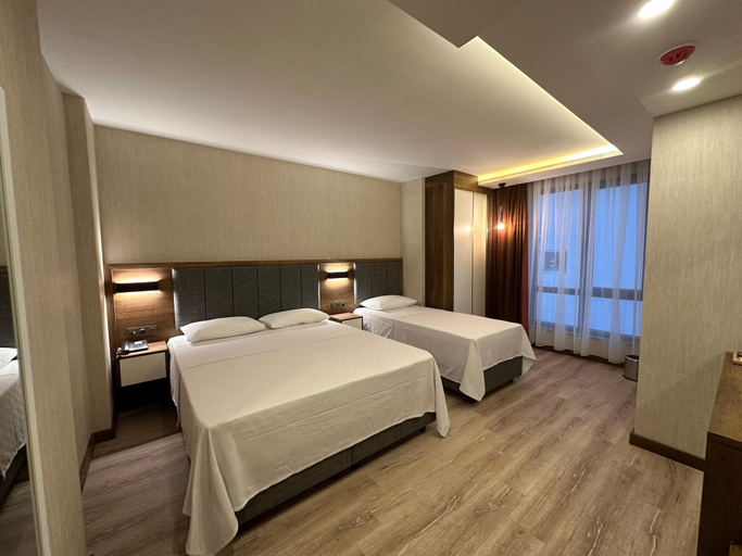 Bedroom 2, Erom Otel, Merkez
