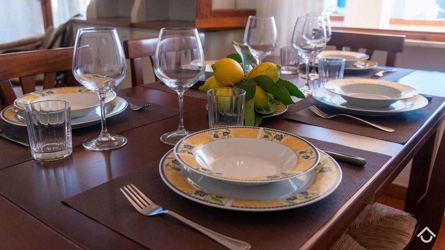 Food & Drinks 4, Villa al Mare - Cala Gonone, Nuoro