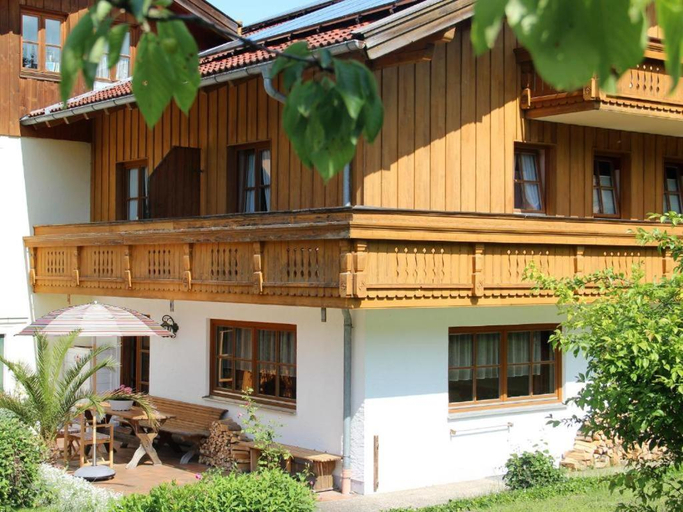 Others 5, Gastehaus Alpin - inkl. Chiemgau-Karte, Traunstein
