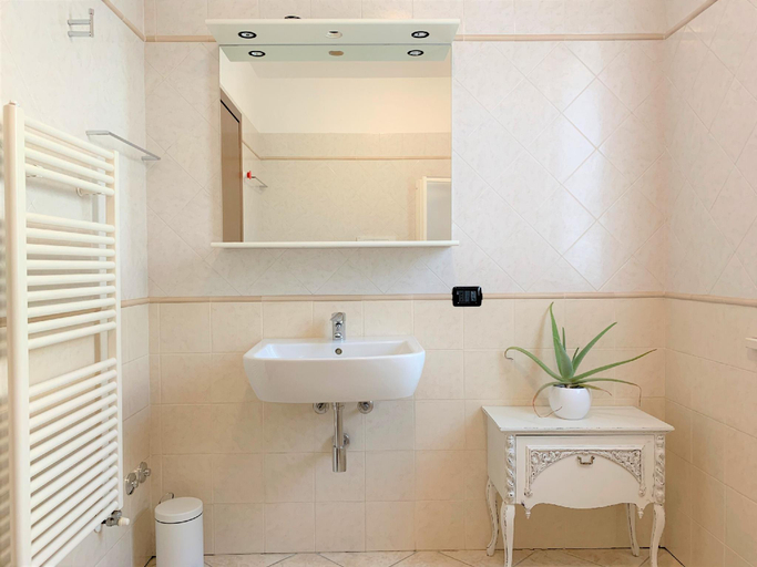 Bathroom, Casa Ulivi Bianco, Brescia