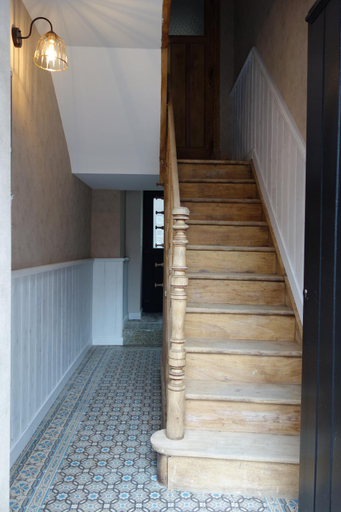 Others 5, Gites le second a Spa (gite de 2 et de 5 personnes), Liège