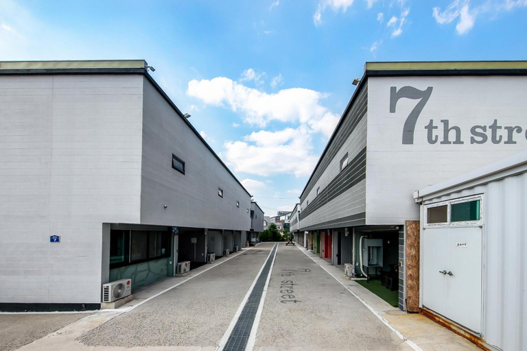 Exterior & Views 2, Gyeongju Pension 700, Gyeongju