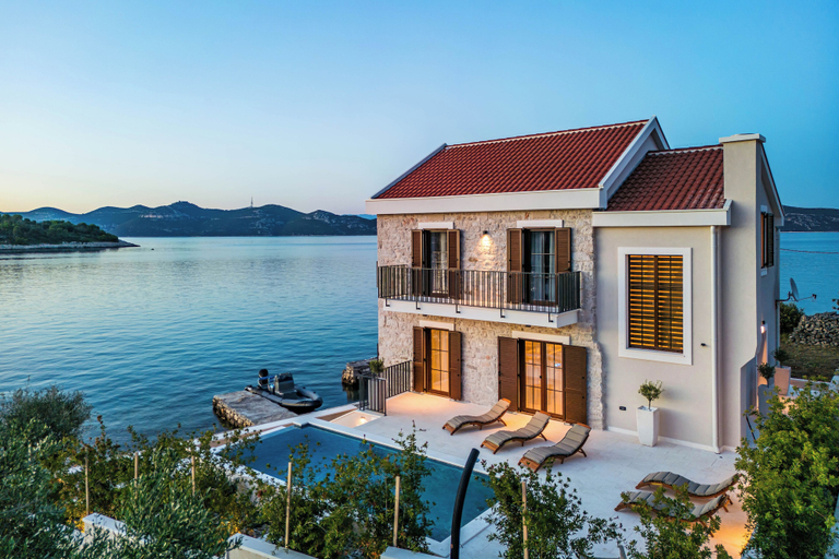 Exterior & Views 2, Sea front Villa Draga - infinity pool, Sali