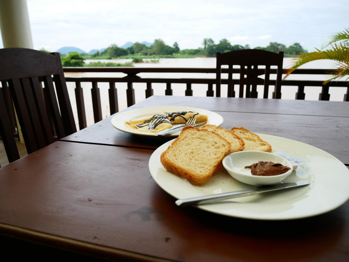 Food & Drinks 5, Dondet Hotel, Khong