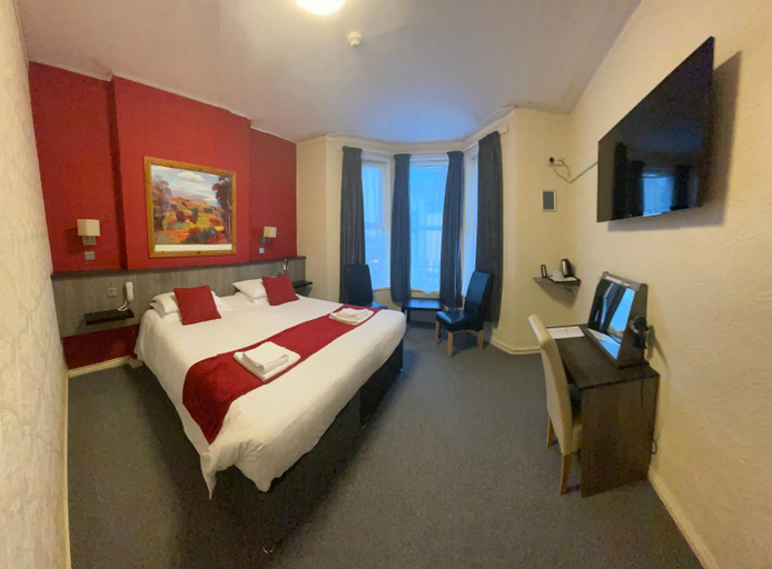 Bedroom 3, The Port Hotel, Causeway Coast and Glens