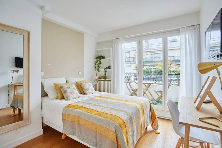 Others 5, Rent a Room apartments - Degas, Paris