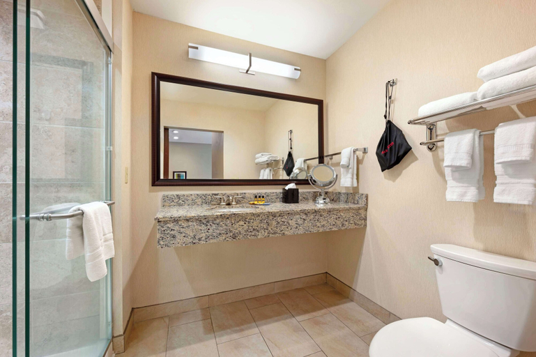 Bathroom 4, Best Western Plus French Lick, Orange