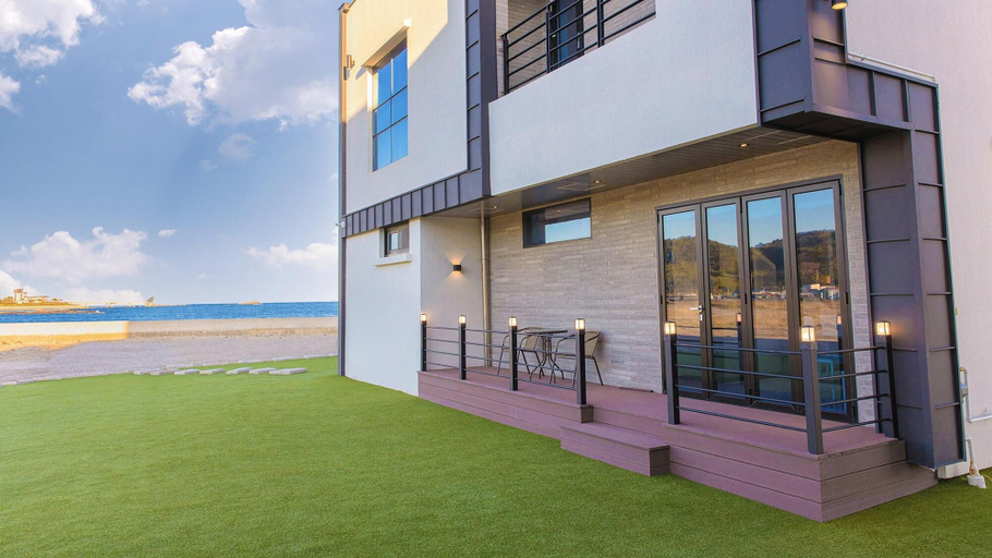 Exterior & Views 2, Pohang The Elite Kids Pool Villa, Pohang