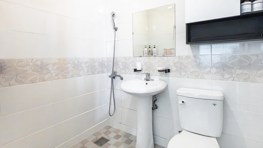 Bathroom 5, Suncheon Romance Pension, Suncheon