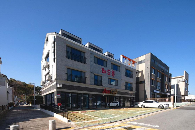 Exterior & Views 2, Busan Haeoream Pension, Haeundae