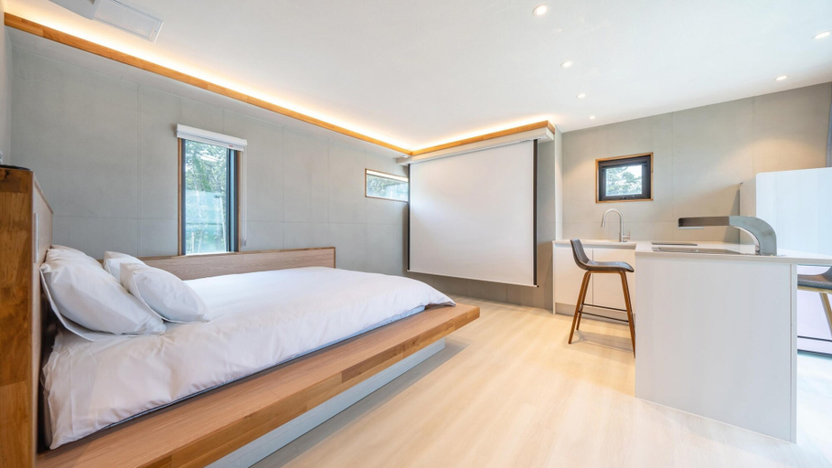 Bedroom 3, Gyeongju Adria Stay Pension, Gyeongju