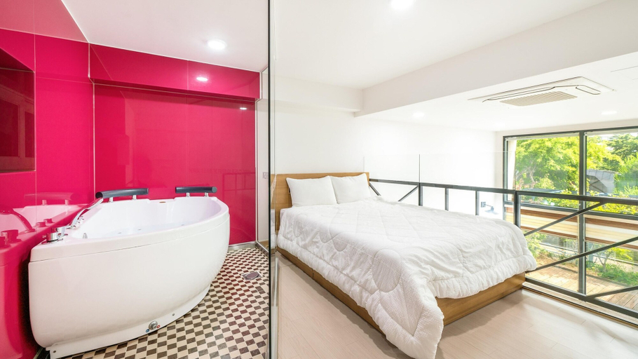 Bedroom 2, Goseong Theprism Pension, Goseong