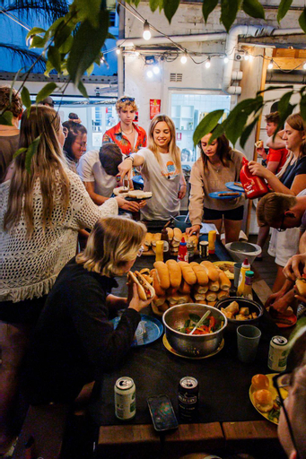 Food & Drinks 7