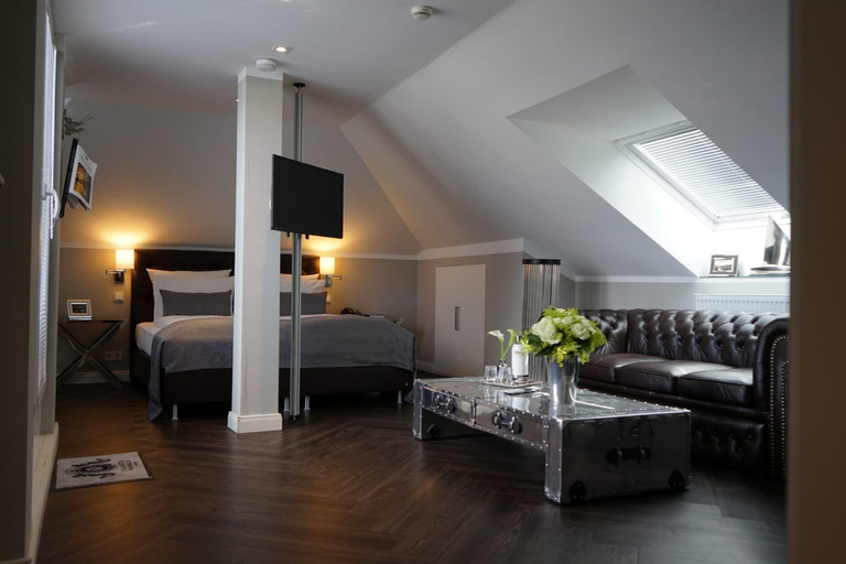 Bedroom 3, Villahotel Rheinblick, Köln