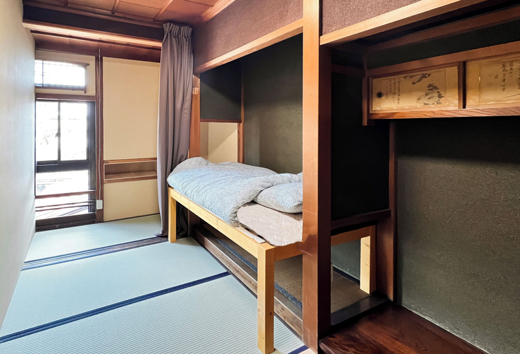 Bedroom 4, Hostel Miyagawa by Murasaki, Takayama