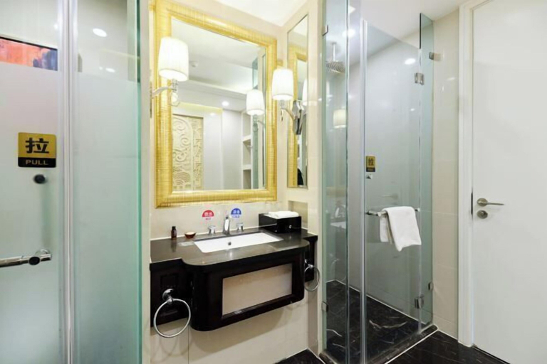 Bathroom 4, Zhaofeng International Hotel, Chengde