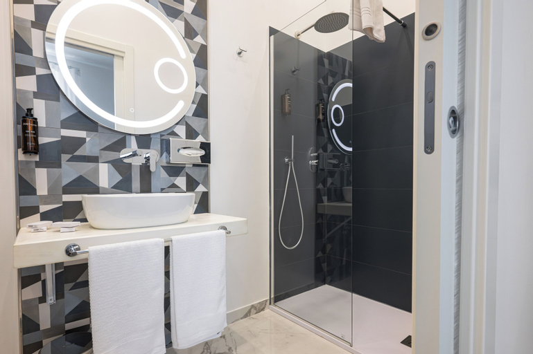 Bathroom 5