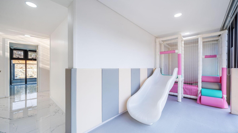 Bedroom 3, Gapyeong The Bereuso Poolvilla, Gapyeong