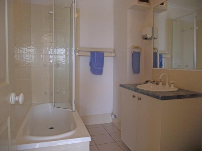 Bathroom 3, River Sands Apartments, Maroochy - Maroochydore
