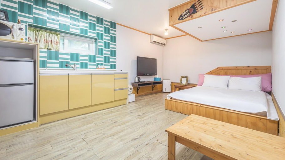 Bedroom 3, Gapyeong Namueuikkum Pension, Gapyeong
