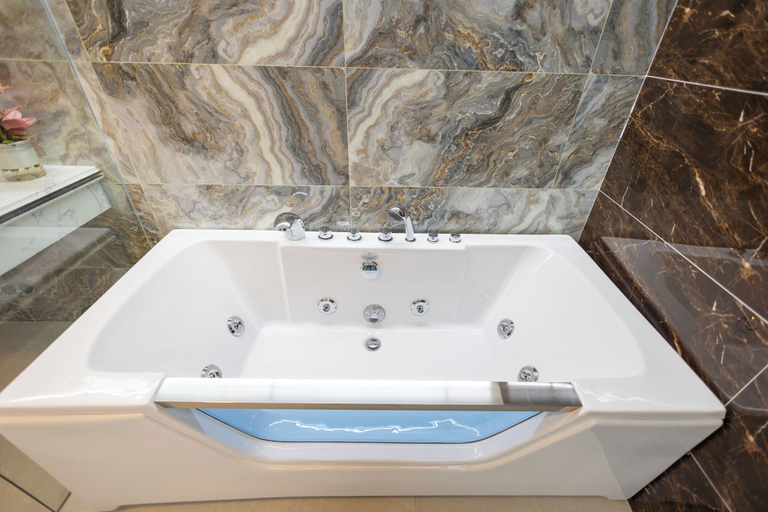 Bathroom 3, La Fleur Premium Central Apartment, Đà Lạt