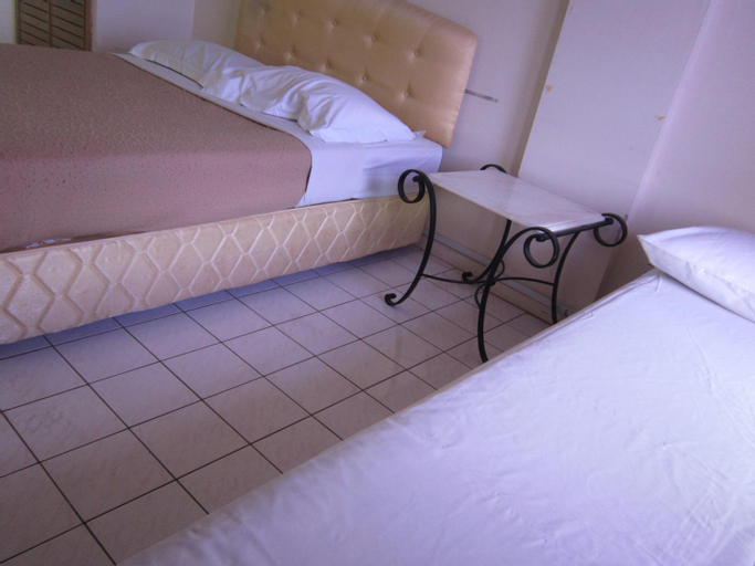 Bedroom 14