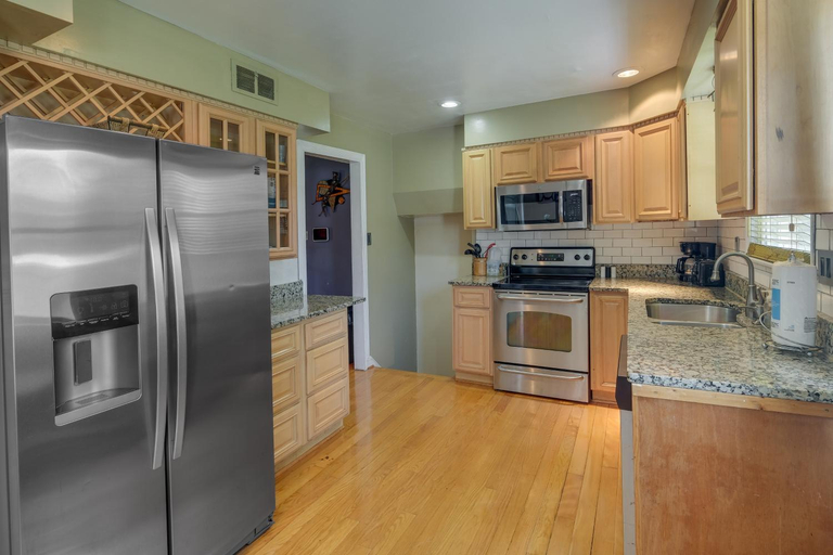 Others 5, Spacious Clinton Home with Patio 12 Mi to Capitol!, Prince George's