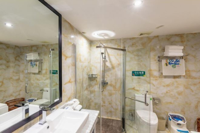 Bathroom 4, Jinguan Hotel, Qiandongnan Miao and Dong